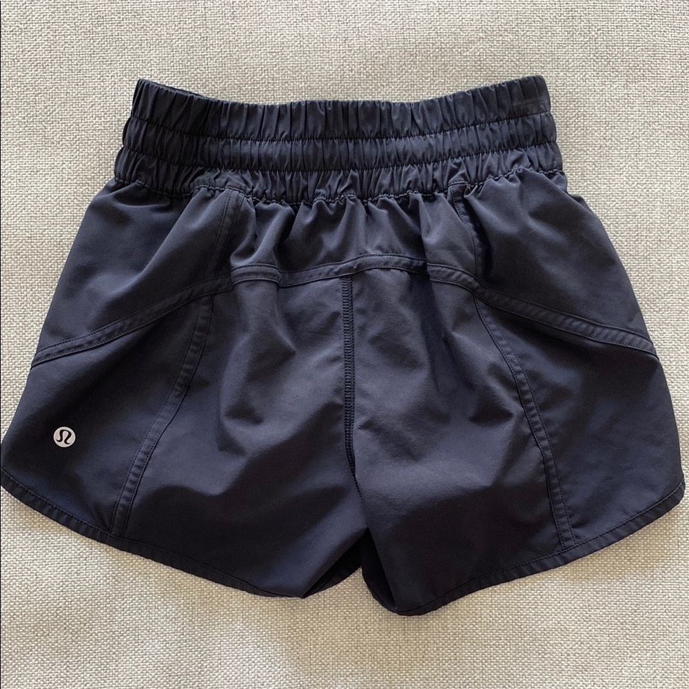 Lululemon Athletica Tracker Low-Rise Lined Short 4” - Picture 3 of 6